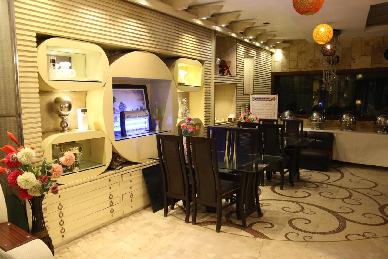 Gulberg Continental Hotel Lahore Luaran gambar