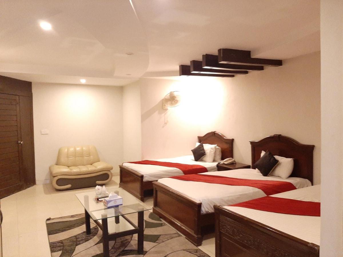 Gulberg Continental Hotel Lahore Luaran gambar