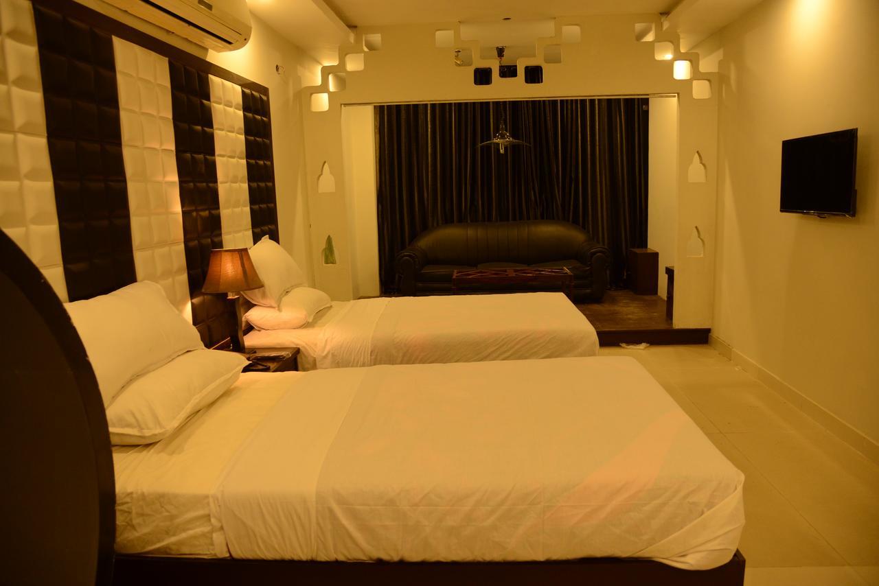 Gulberg Continental Hotel Lahore Luaran gambar