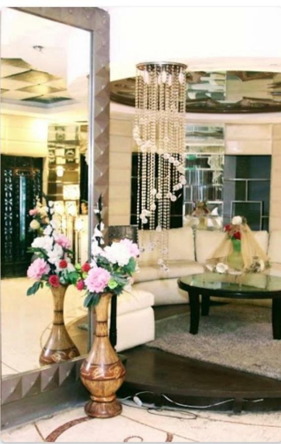 Gulberg Continental Hotel Lahore Luaran gambar